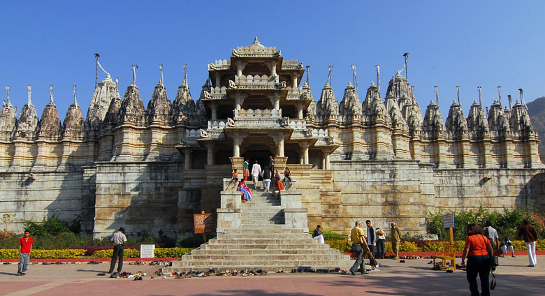 dilwara jain temple mount abu
