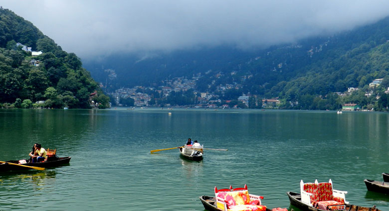 naini lake in Nainital